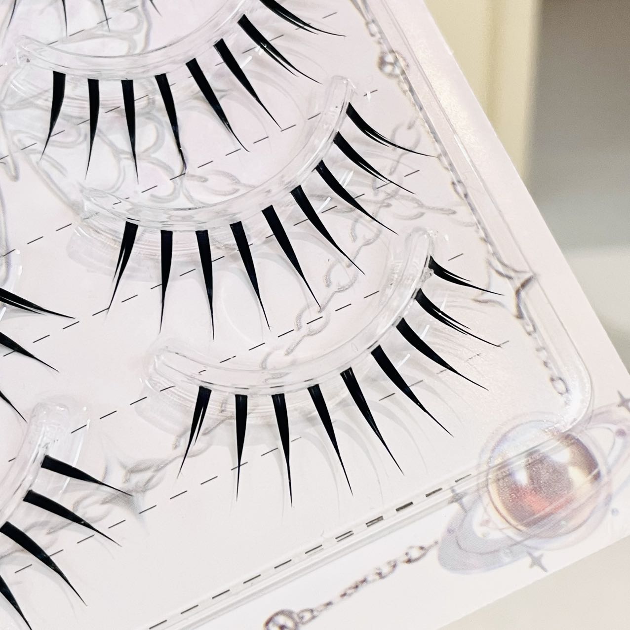 Doudoutian Wet Look Spiky Full - Eyelash Extension Natural ulasan dan harga